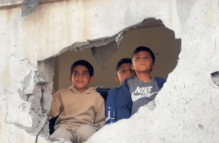 الأمين الشابي يكتب بدون عناوين