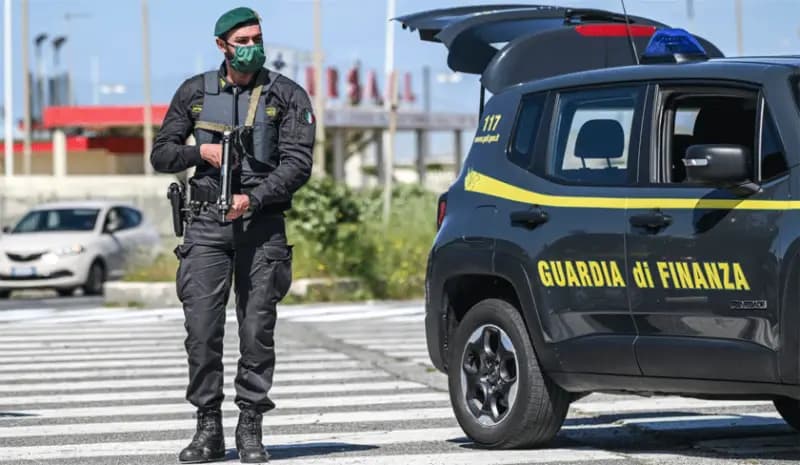 ايطاليا تجدد تعليق اتفاقية شنغن مع اسبانيا