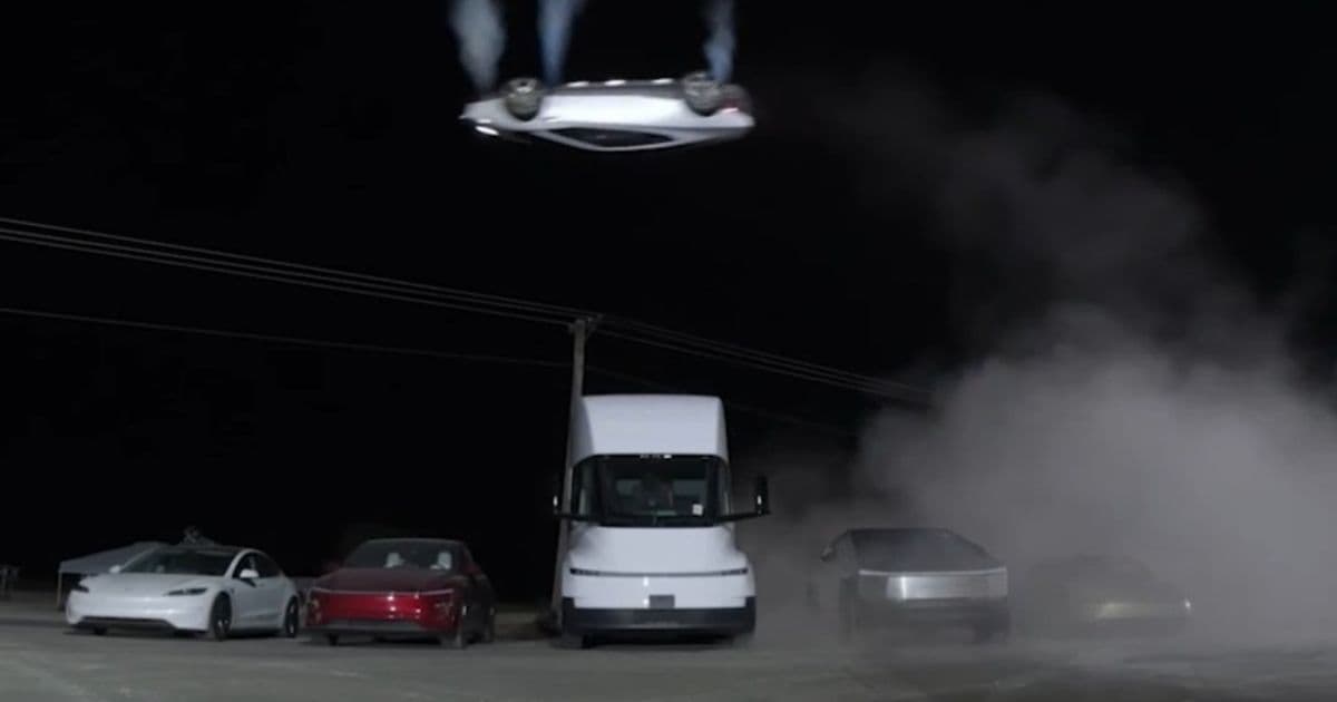 Tesla Roadster pushes gravity limits