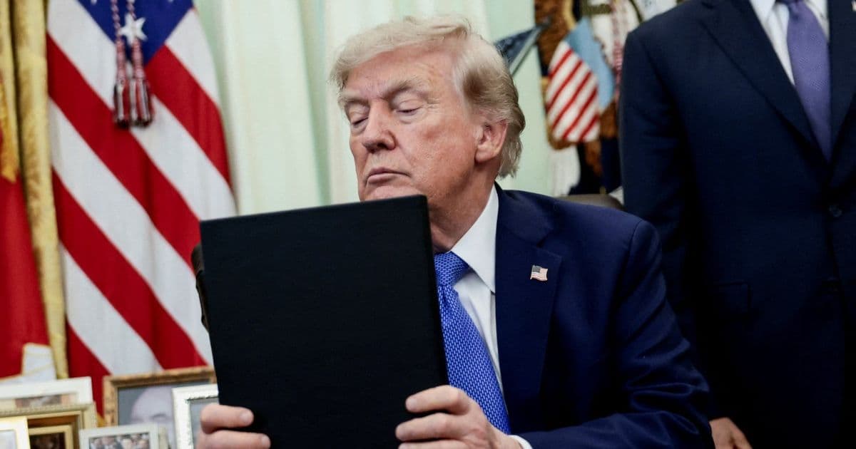 Trump urges halt in Iran talks