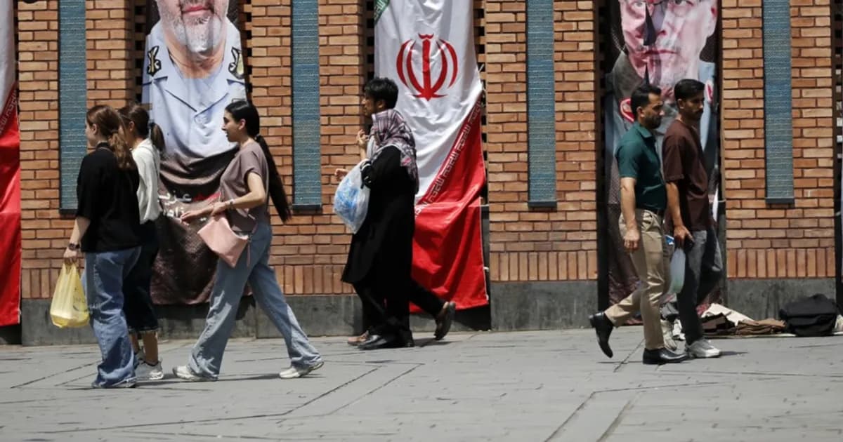 ترمب يهدد طهران باختيارات صعبة