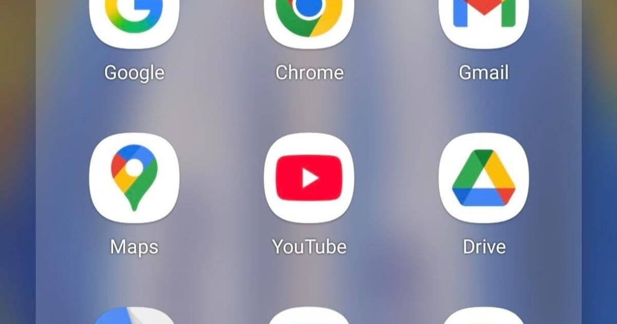 Alphabet's value drops $700B amid AI doubts