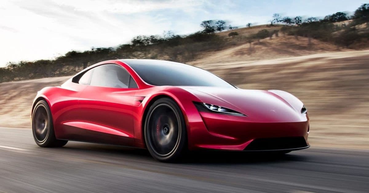 تسلا تكشف عن Roadster في أول أكتوبر