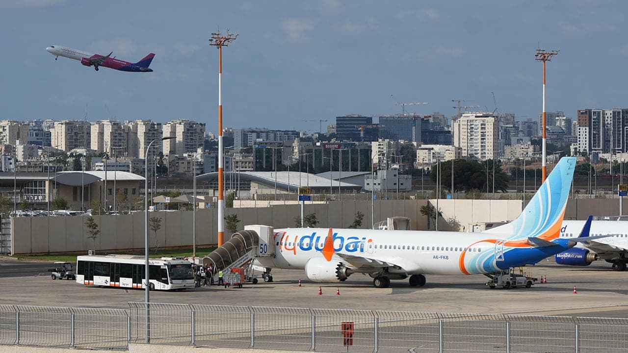 FlyDubai cockpit incident under review