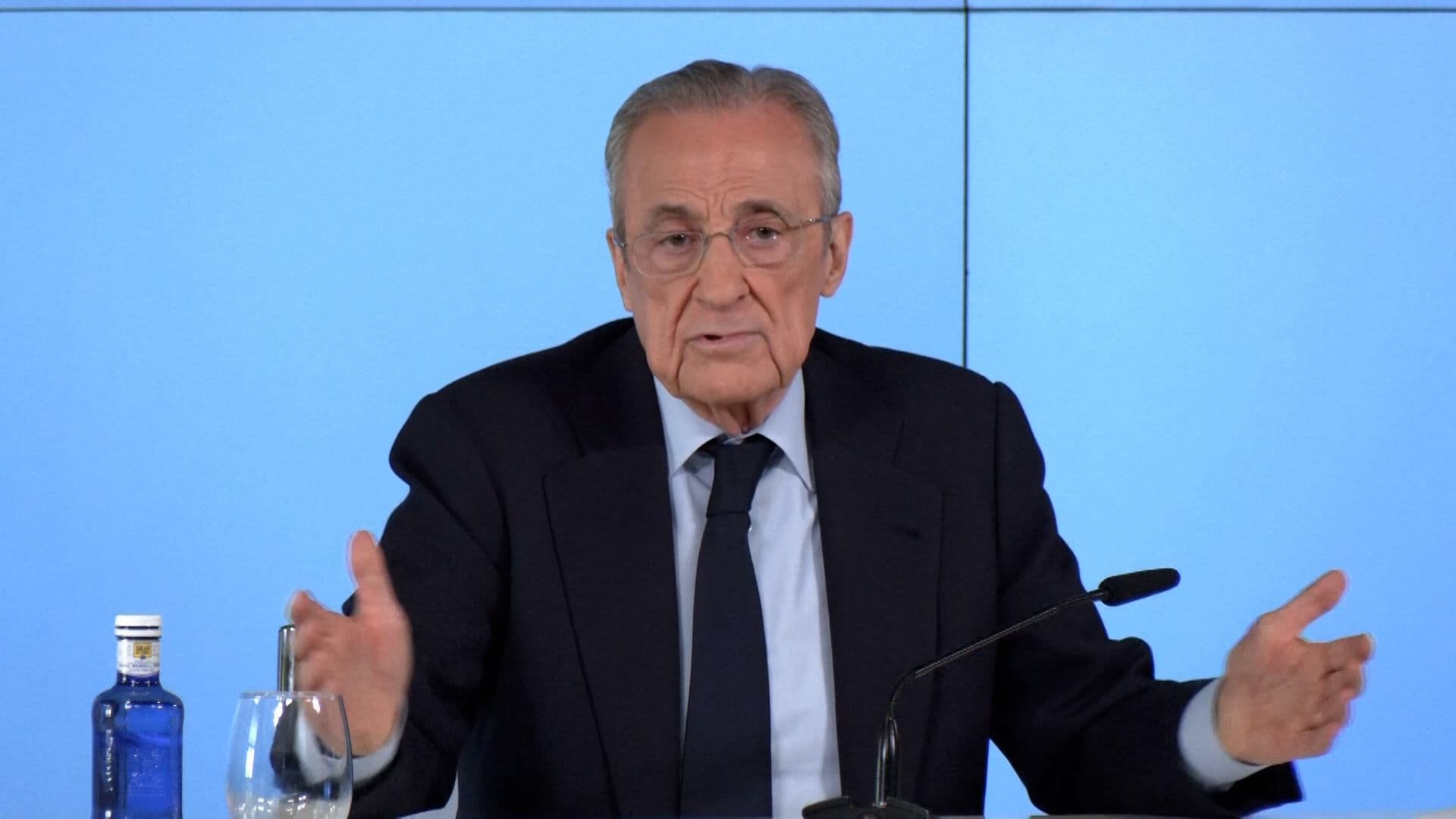 فلورنتينو بيريز يتوتر في ديربي مدريد