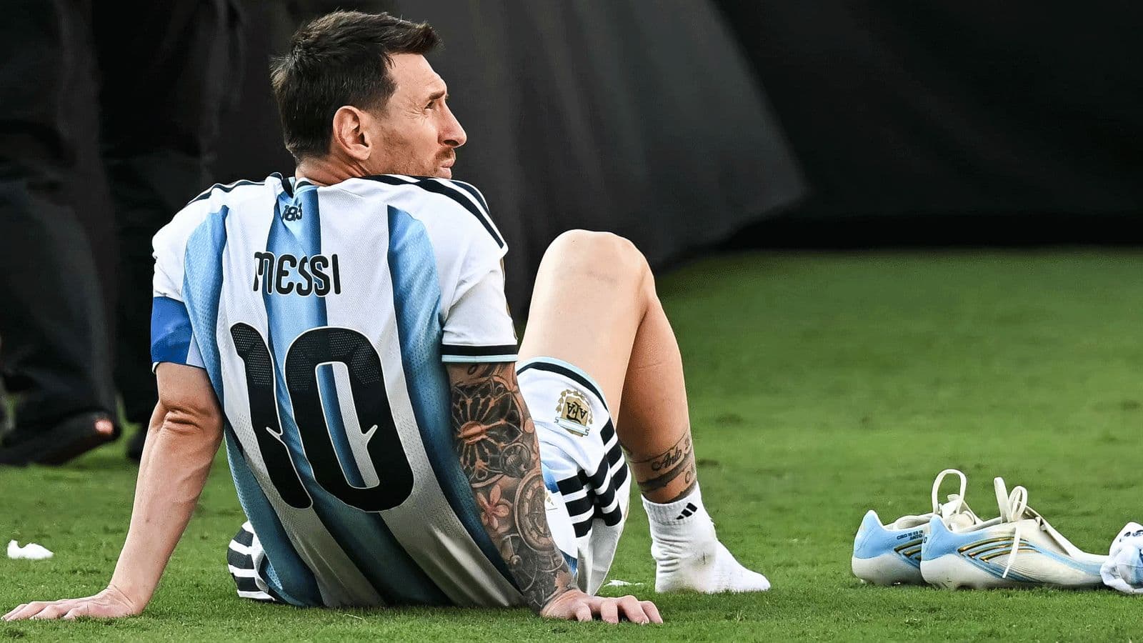 Poll Shows Messi's Popularity Drops in UK