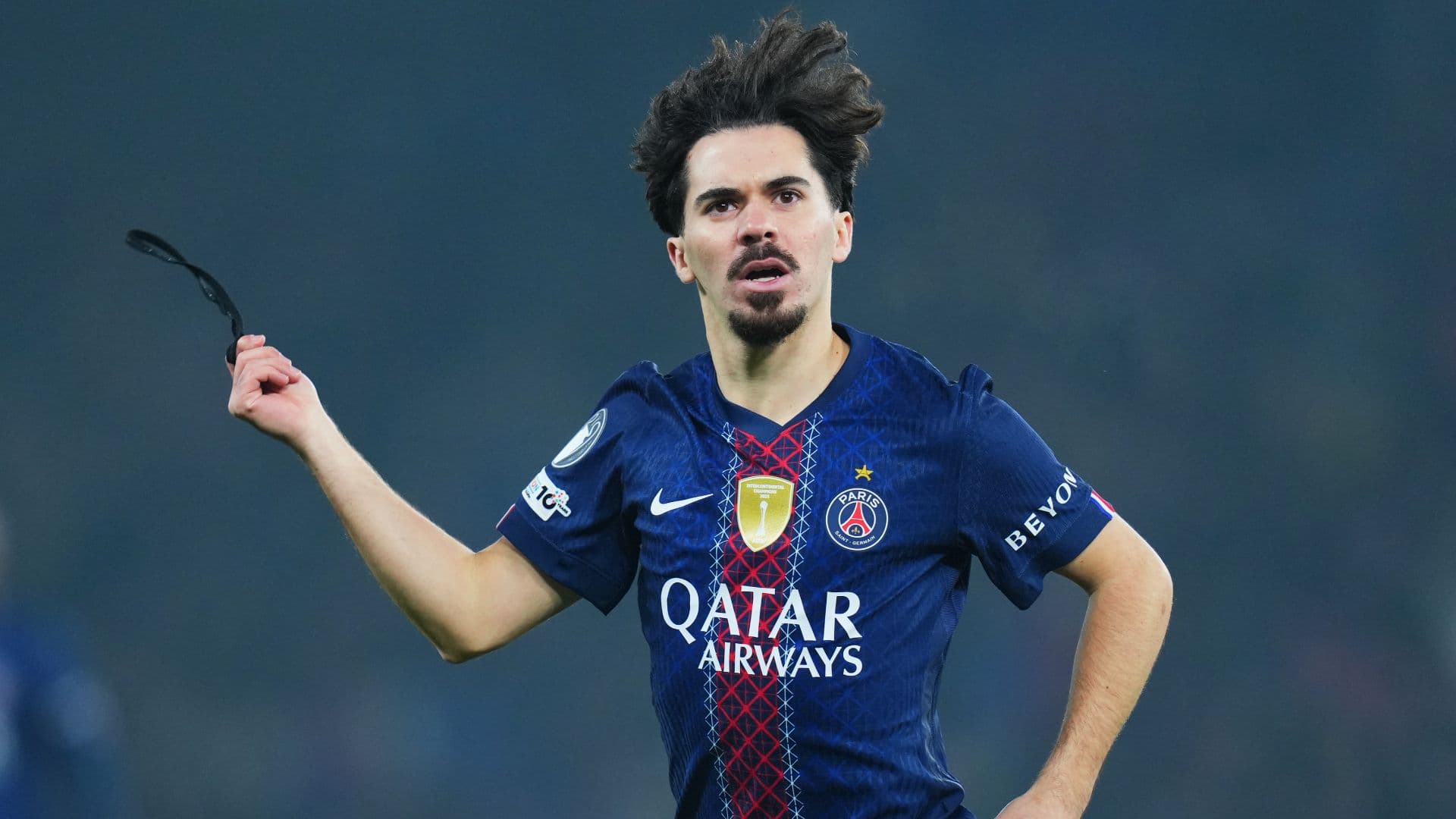 Vitenia proposes two non-Paris candidates for Ballon d'Or