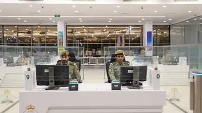 Al-Jawazat issues 25,000 residence and work violations