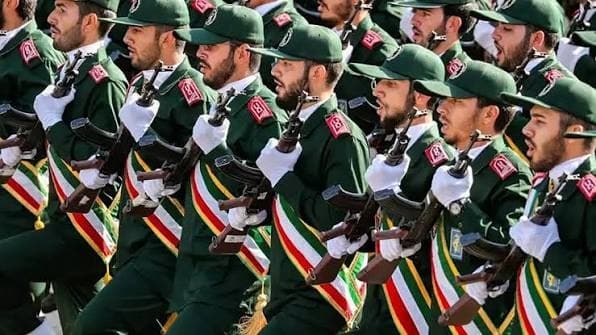 الحرس الثوري الإيراني يوجه نداءً للشعب الكويتي مستشهداً بآيات قرآنية