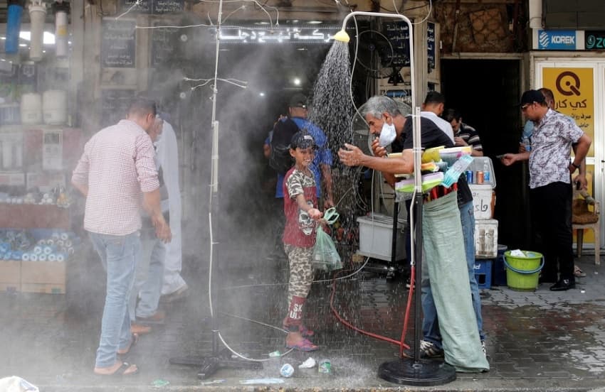 Weather report warns of temperatures exceeding 50 degrees and multiple heat warnings this week in Baghdad