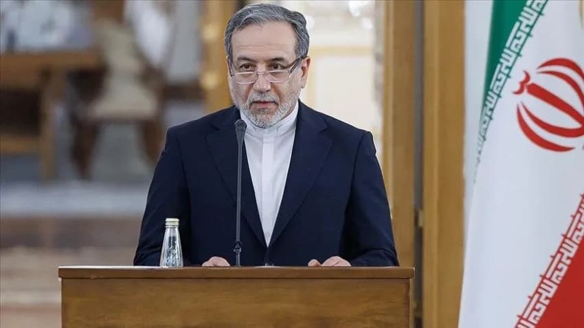 وزير الخارجية الإيراني ينتقد إسرائيل ويقول إنها تجر واشنطن إلى حرب لا يمكن الفوز بها