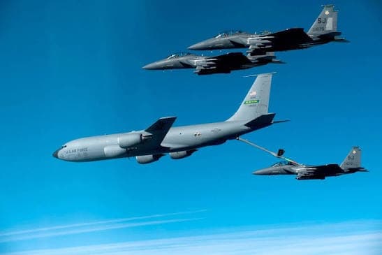 F-16s Support Mideast Navigation