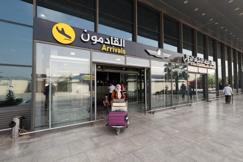 واشنطن تمنح استثناء لمطار النجف شهرا