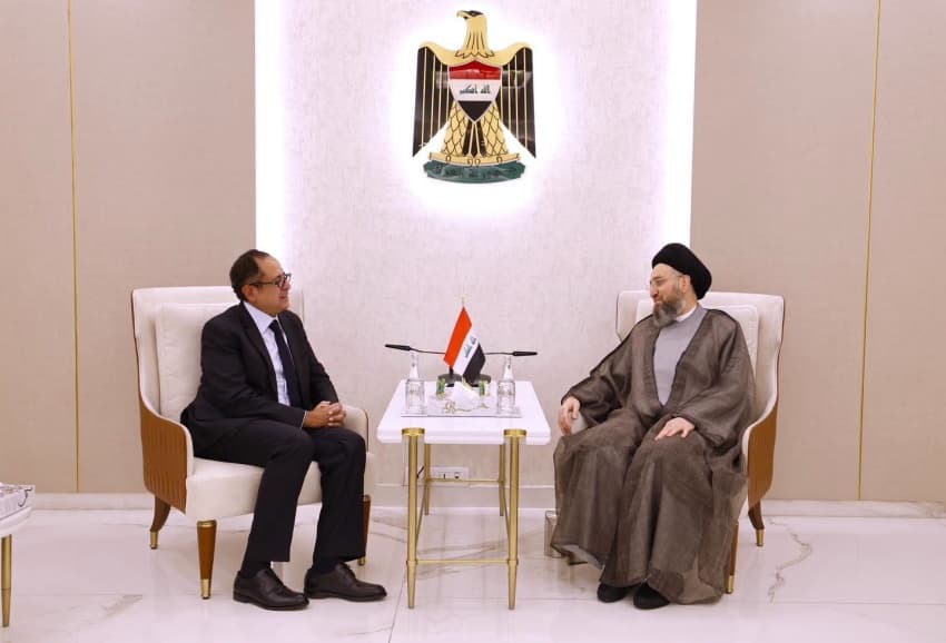 الحكيم يؤكد أهمية تنويع صادرات النفط وسيطرة الدولة على السلاح