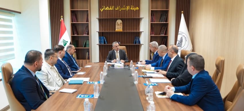 القضاء ينظم اجتماعاً لمواجهة التزييف بالذكاء الاصطناعي