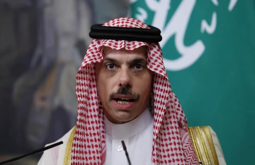 وزير خارجية السعودية: سيادة الخليج أولوية