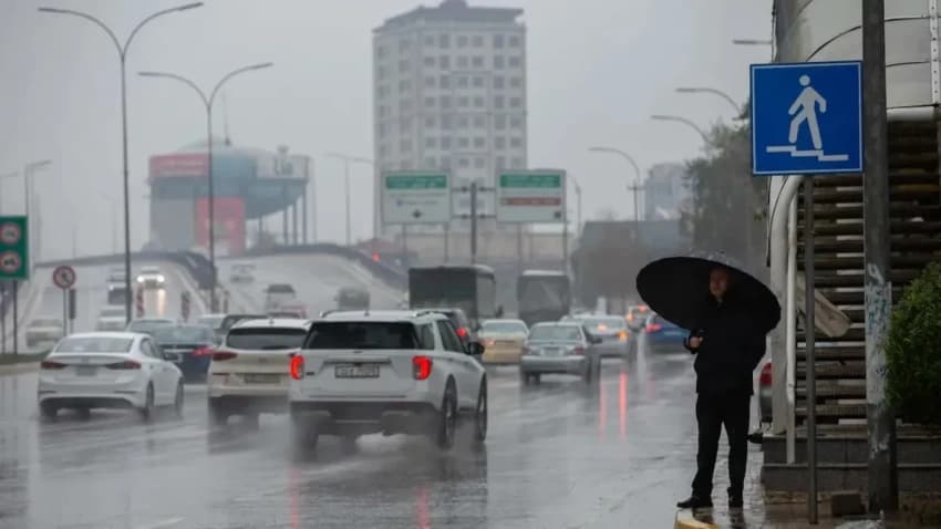 Weather forecast predicts ongoing rain and humidity until Sunday