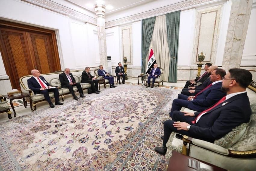 President discusses regional ties with Turkish FM
