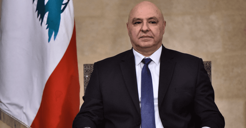 عون يطالب بتوقيف مسؤولين في حزب الله في قضية الشاحنة