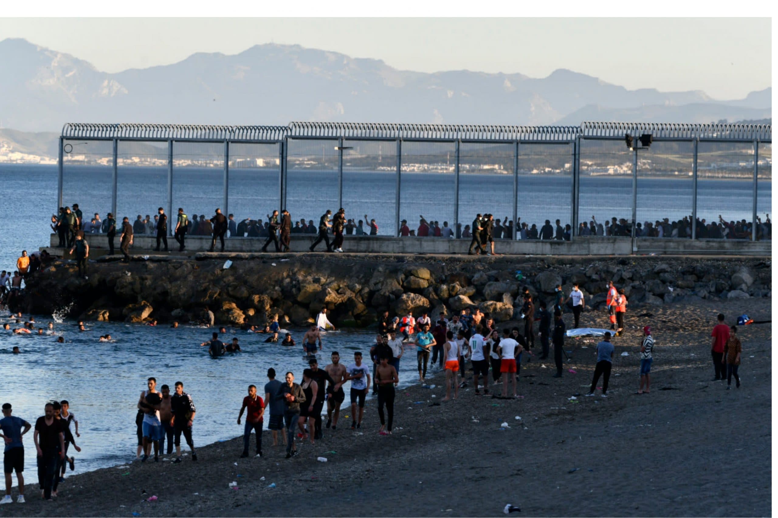 Spain starts mass deportation of migrants at Ceuta