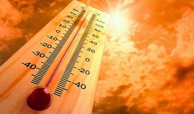 طقس حار مع زخات رعدية في المملكة