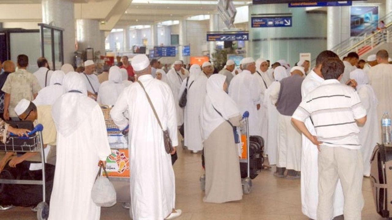 Moroccan Pilgrims Air Bridge Begins