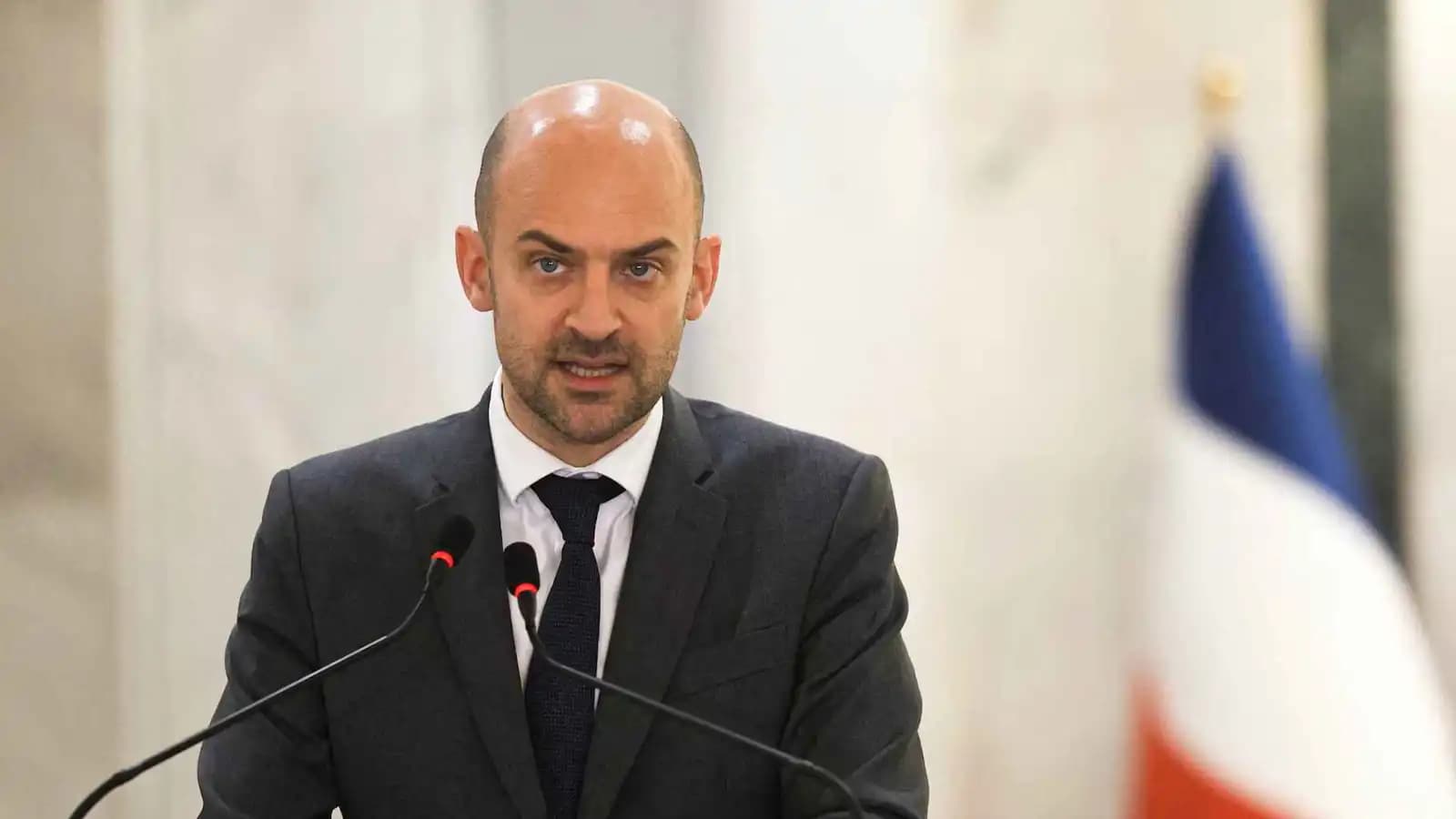 Paris opposes Lebanon escalation, urges dialogue
