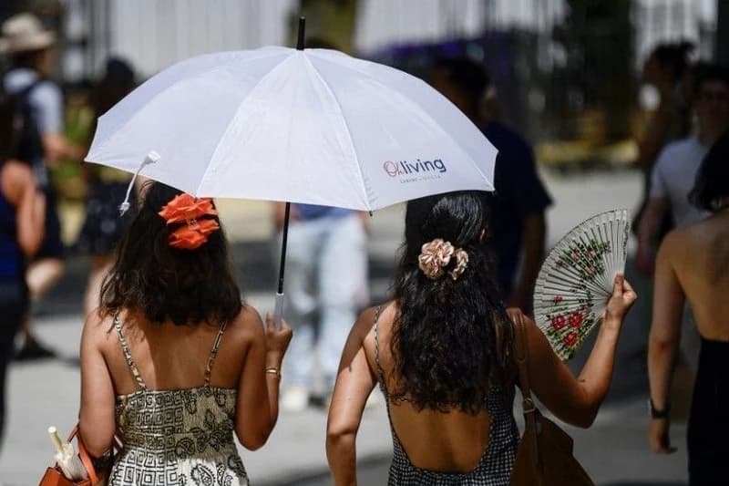 Spain faces third heatwave with 40°C+