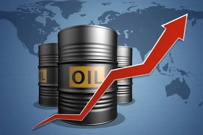 أسعار النفط تستمر في الارتفاع مع تصاعد التوترات في الشرق الأوسط
