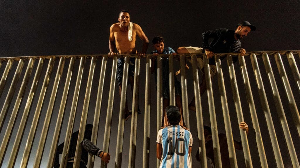 Spanish protesters target Ceuta refugee camps
