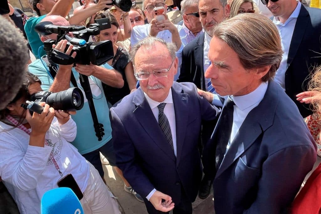 Former Spanish PM visits Ceuta amid protests