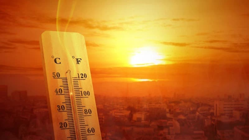 Tomorrow's weather: hot in east, south, center