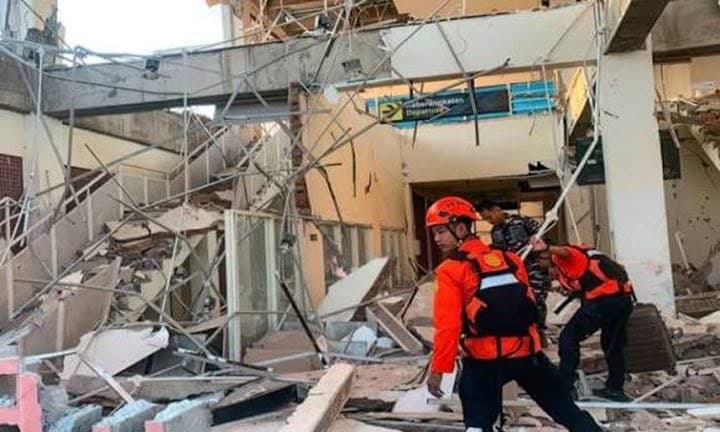 6.1 Magnitude quake hits Sumatra coast