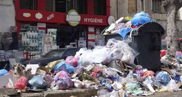 Casablanca residents blame cleaning companies for overflowing waste