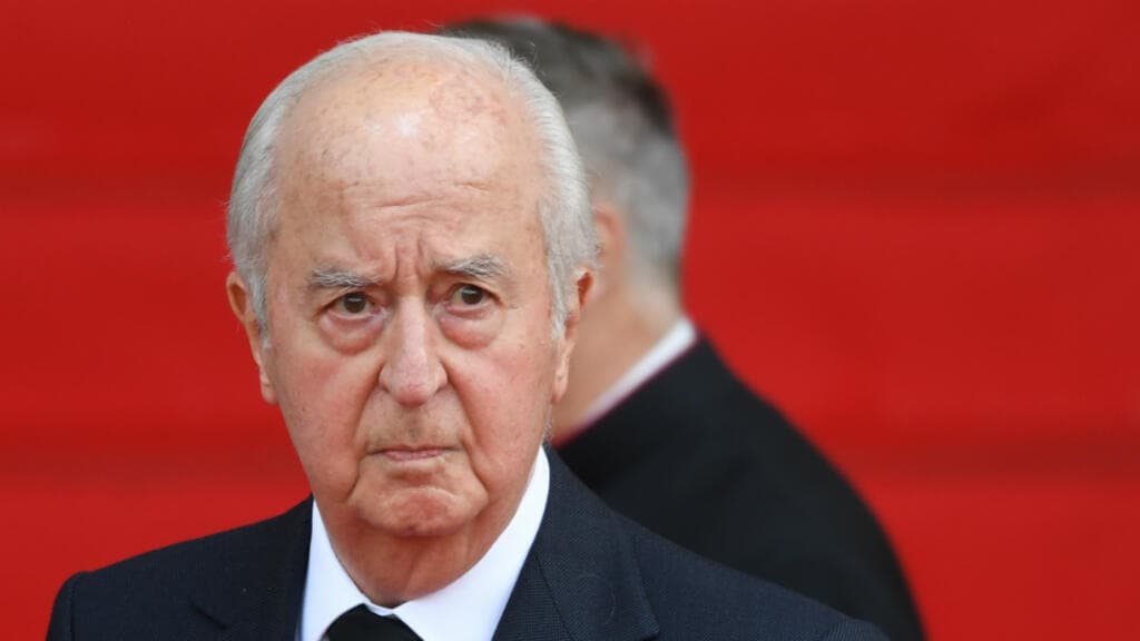Ex-French PM Edouard Balladur passes away