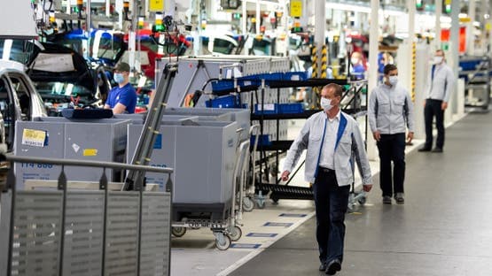 Germany large company bankruptcies rise 10%