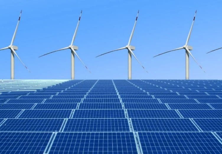 المغرب يتجه لتعزيز طاقته المتجددة حتى 2035