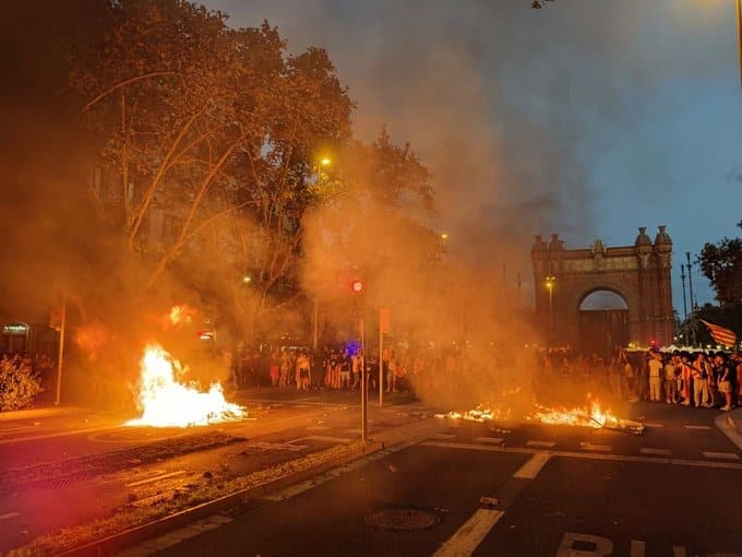 Clashes at Catalonia National Day