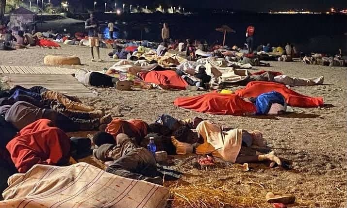 إسبانيا تبدأ ترحيل 63 جزائريًا إلى سبتة