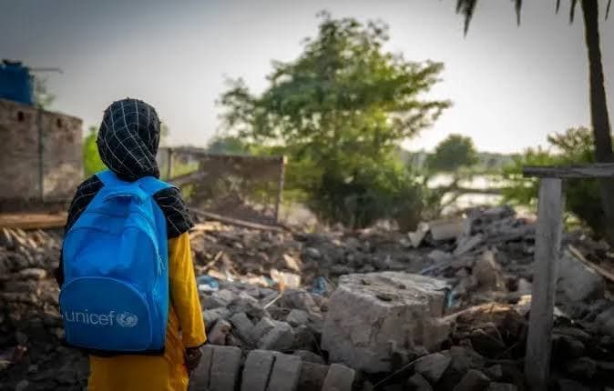 171 مليون طلبة يتأثرون بسبب العواصف والفيضانات