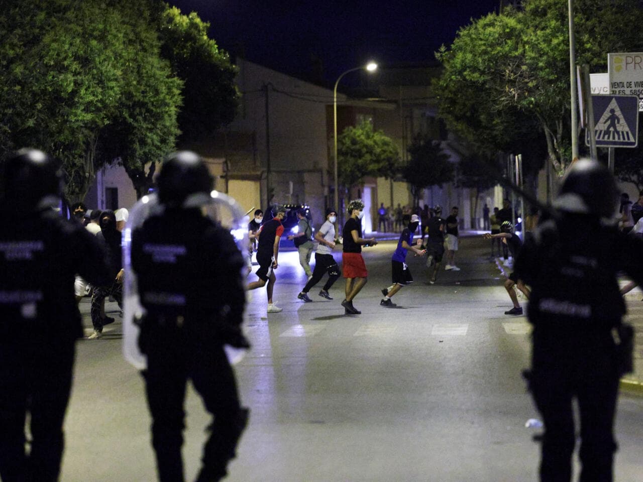 Spain Police Use Excessive Force at Madrid Protest