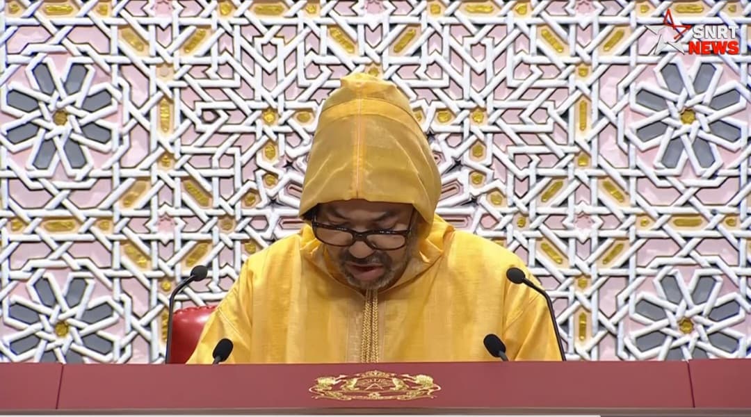 الملك يدعو البرلمانيين للوفاء بالتزاماتهم