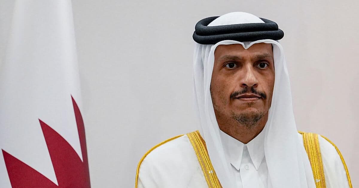 قطر تؤكد دعمها للسعودية والتحالف يشن غارات على اليمن