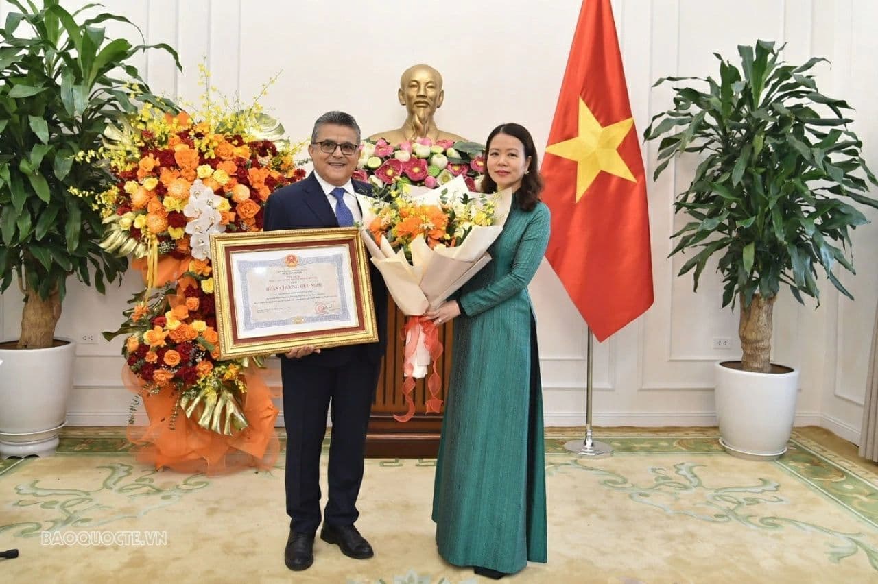 Vietnam awards top honor to Ambassador Saadi Al-Tamizi