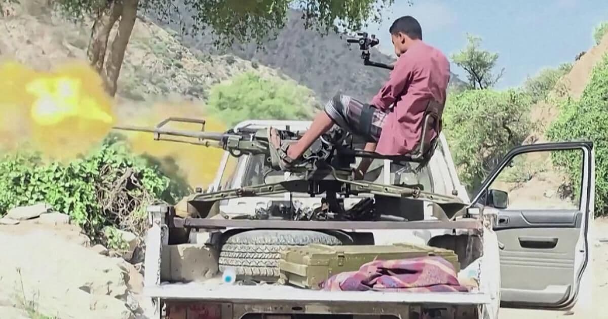 Saudi tanker attacks and clashes in Taiz Lahj