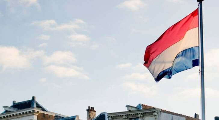 Occupation Evicts Dutch Experts Over Settlement Ban