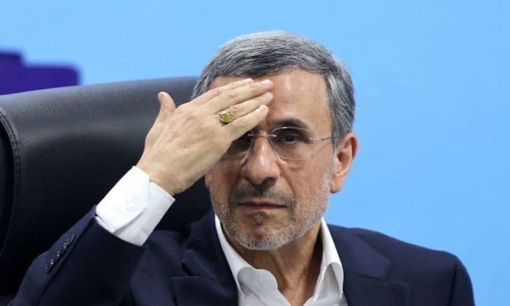 رواية جديدة عن استهداف حراس أحمدي نجاد
