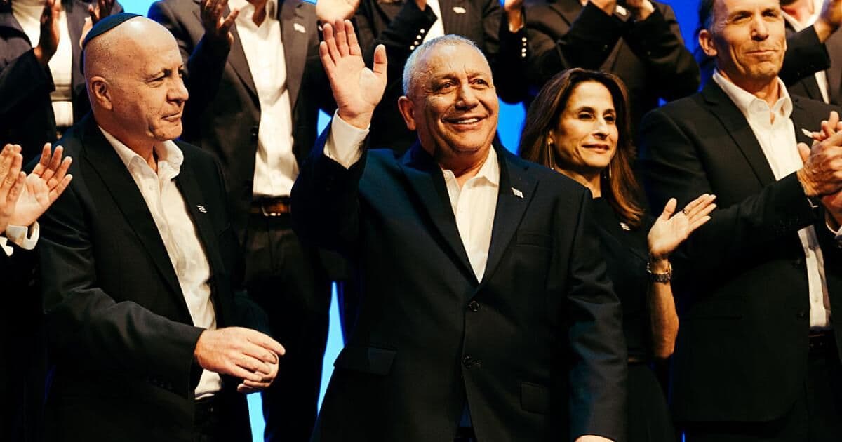 Eizenkot Leads in Knesset Polls