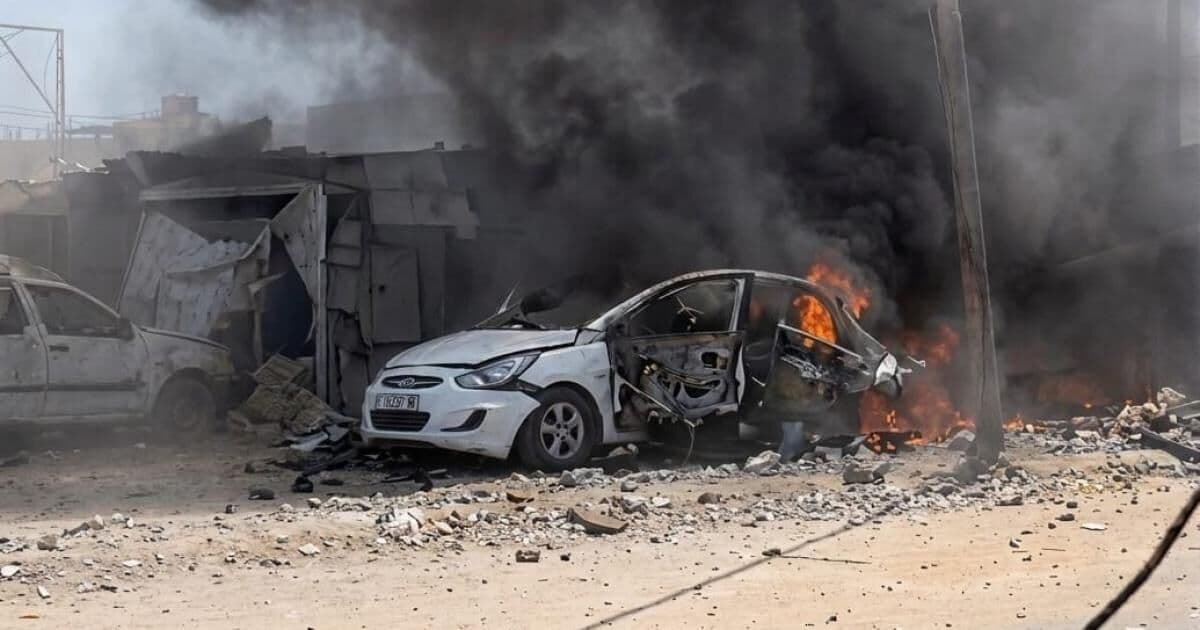 إصابات جراء غارة إسرائيلية على مركبة في غزة