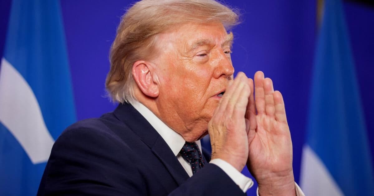 Trump links Iran tensions to economic pressure
